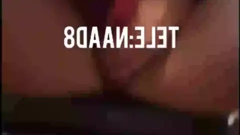 سكس باربي نجد السعودية مودل جيجي تفشخ كسها بالقضيب المطاطي الكبير مع كلام فجور نار