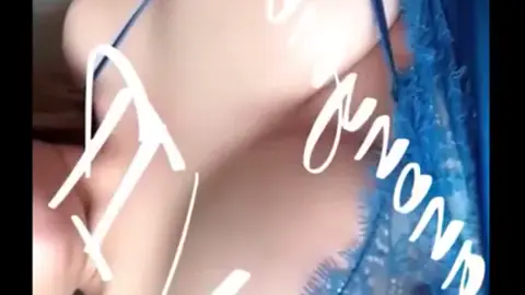 انجي خوري مقاطع لعبها ببزازها ومفاتنها وظهورهم في التصوير