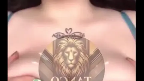 انجي خوري العربية الأشهر تدعك بزازها وحلماتها وتفرك كسها