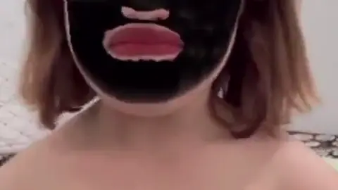 فضيحة فرح عضله المقطع كامل – فيديو مسرب مشهورة التيك توك القزمة